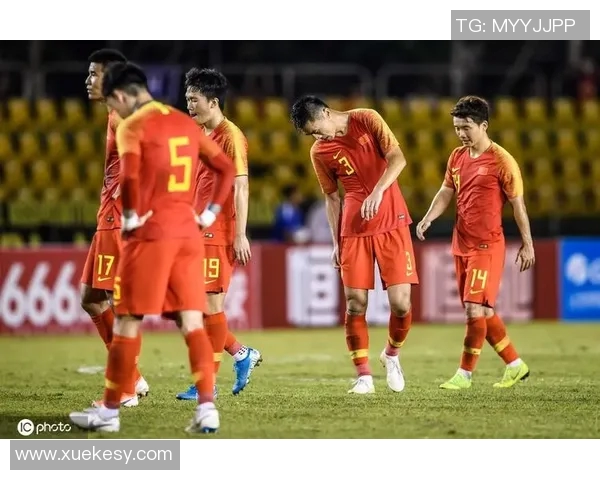 上海足球队进攻表现分析与防守漏洞探讨全面解读球队得失情况