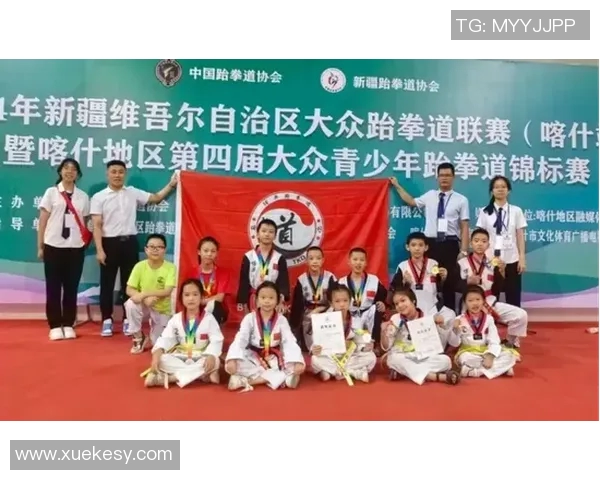 城市马拉松回顾:上海飞盘队展现团队力量与拼搏精神 城市马拉松回顾:上海飞盘队展现团队力量与拼搏精神