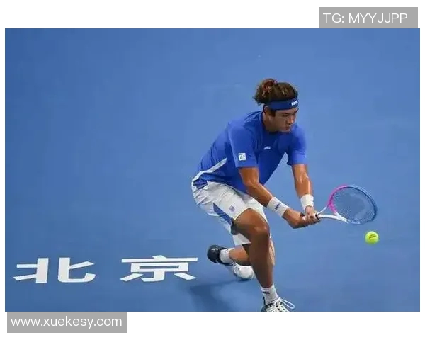 北京网球队配合引发热议球迷对战术选择和队员默契提出质疑