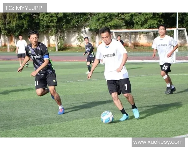 张强专访：从绿茵场到人生舞台的足球旅程回顾与感悟