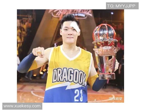 张宁的成长之路：从青涩少年到职场精英的蜕变与奋斗