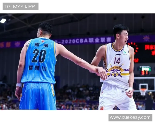 翟晓川的篮球之路：从青涩少年到CBA明星球员的成长故事